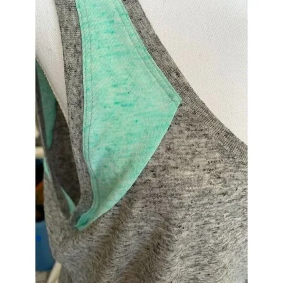 Victoria's Secret Womens Tank Top Low Open Back Gray Little Angel Wings M - Picture 7 of 10